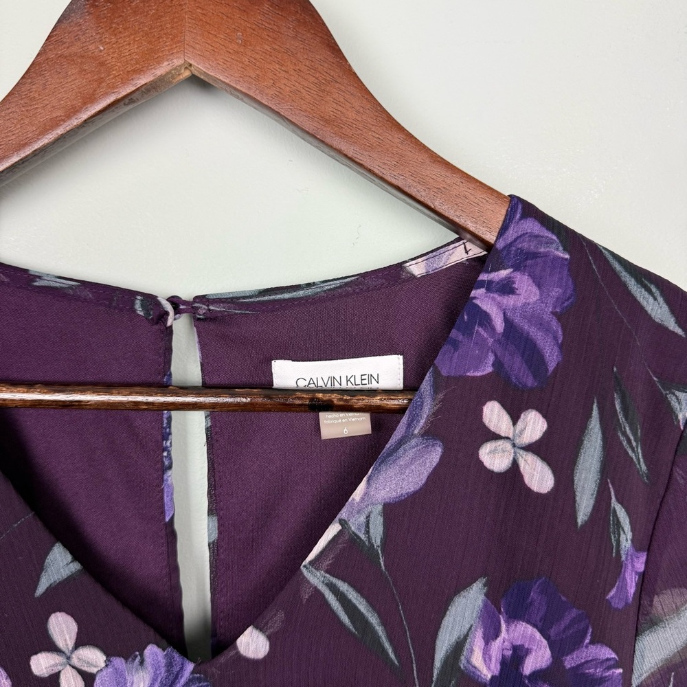 Calvin Klein Floral Print Bell Sleeve Shift Dress - Picture 9 of 10